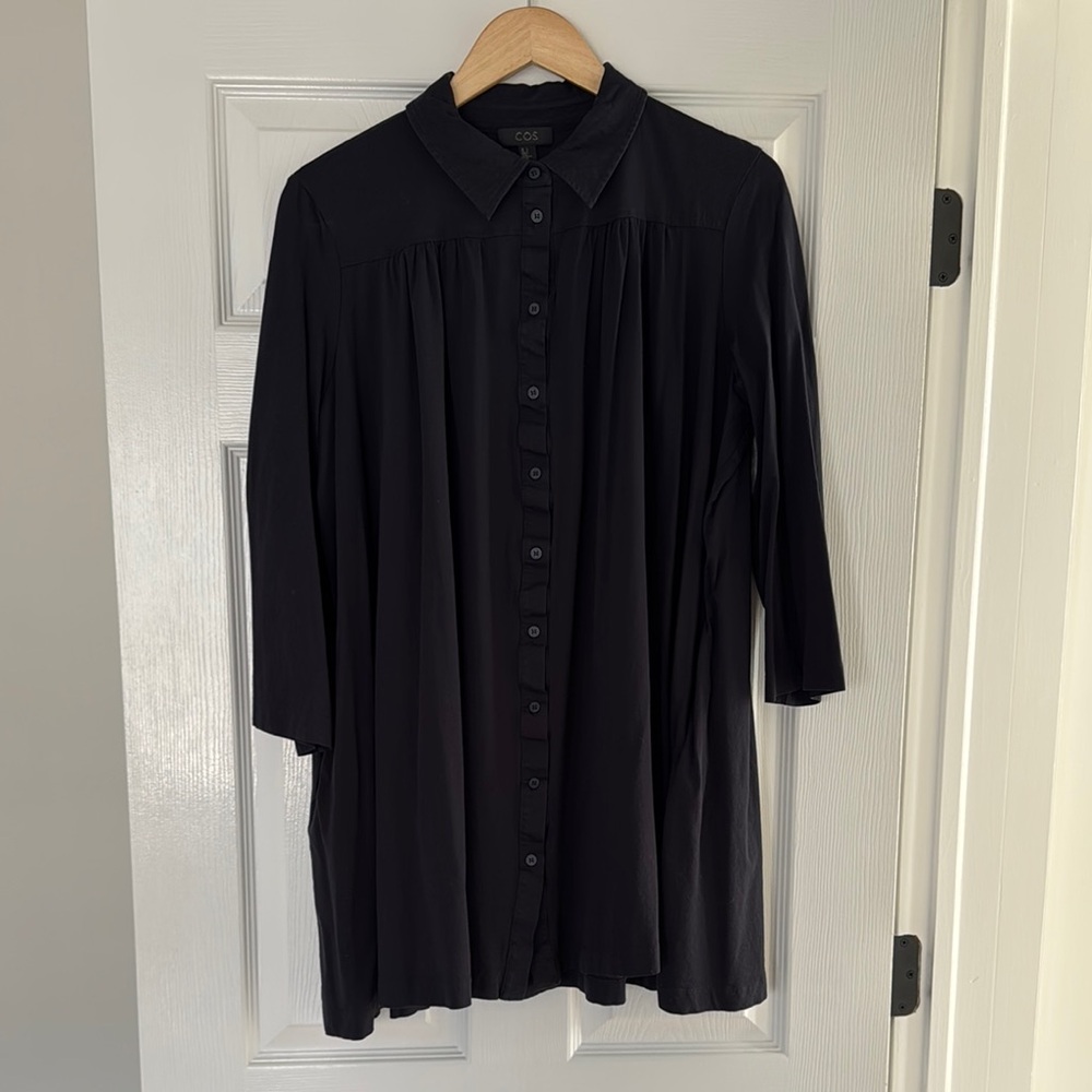 Black/Dark Navy Cos Button-Up
